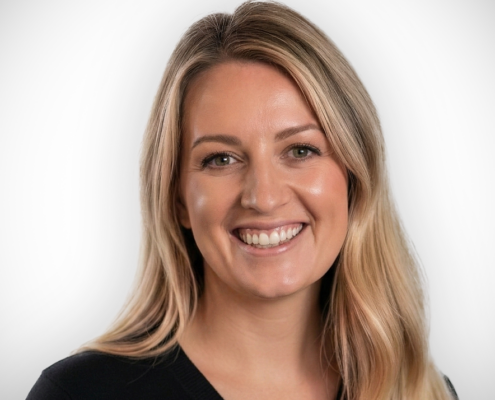 Danielle Cole Headshot